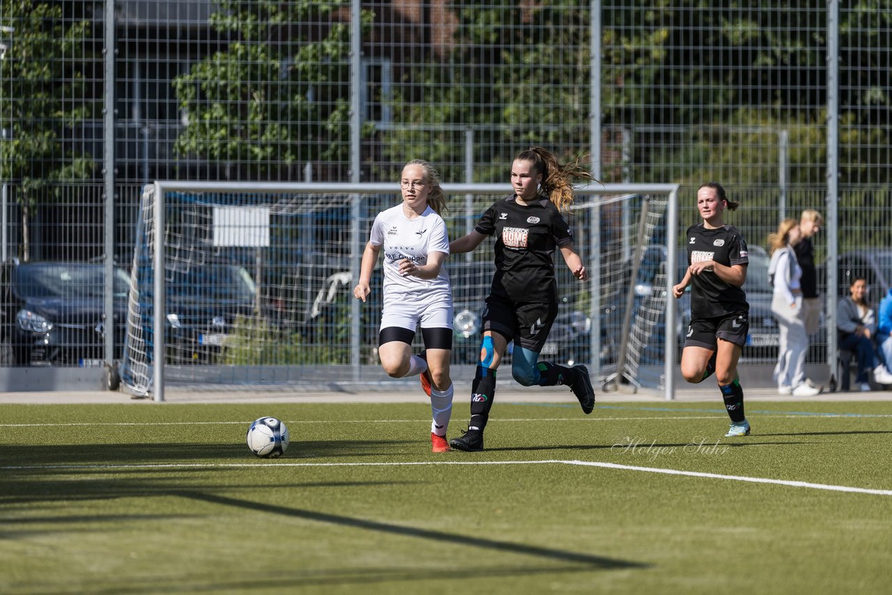 Bild 197 - wBJ Alstertal-Langenhorn - SV Henstedt-Ulzburg : Ergebnis: 4:1